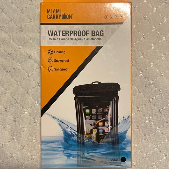 Waterproof floating smartphone bag. - Picture 1 of 3